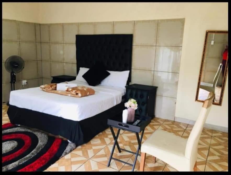 Starpoint Guest House เฟเรนนิงิง ภายนอก รูปภาพ