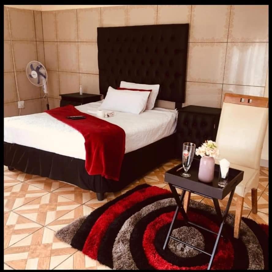 Starpoint Guest House เฟเรนนิงิง ภายนอก รูปภาพ